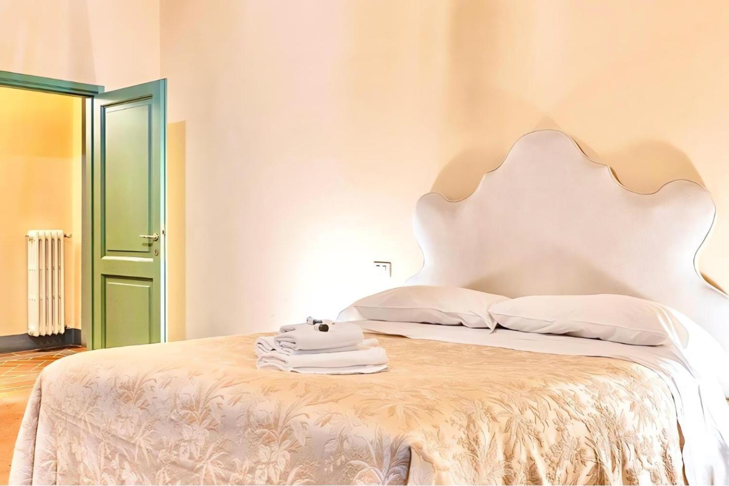 The Luxury Florence Historic Palace Of Santa Croce Экстерьер фото